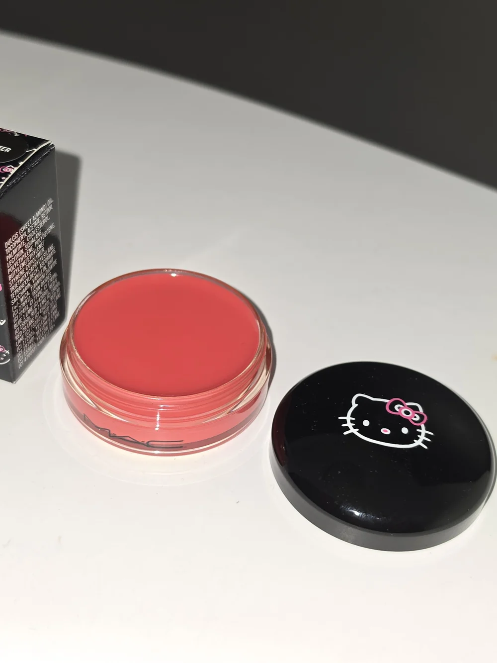 *LIMITED EDITION* MAC x Hello Kitty Tinted Lip Conditioner- 